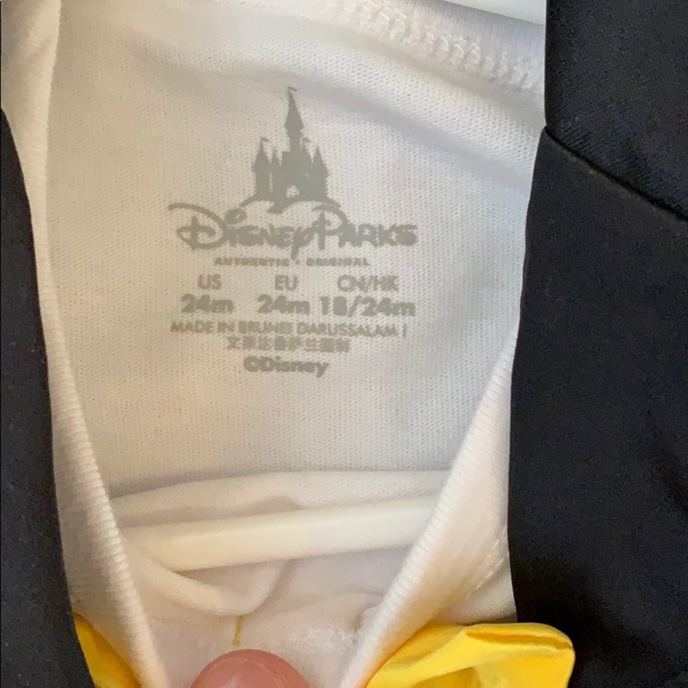 Mickey Mouse - Picture 2 of 3